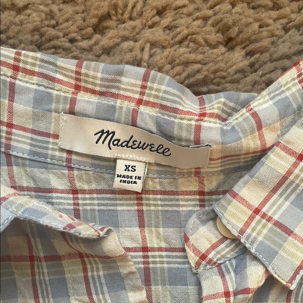 Madewell Short-Sleeve Plaid Button-Down Shirt - Picture 2 of 4